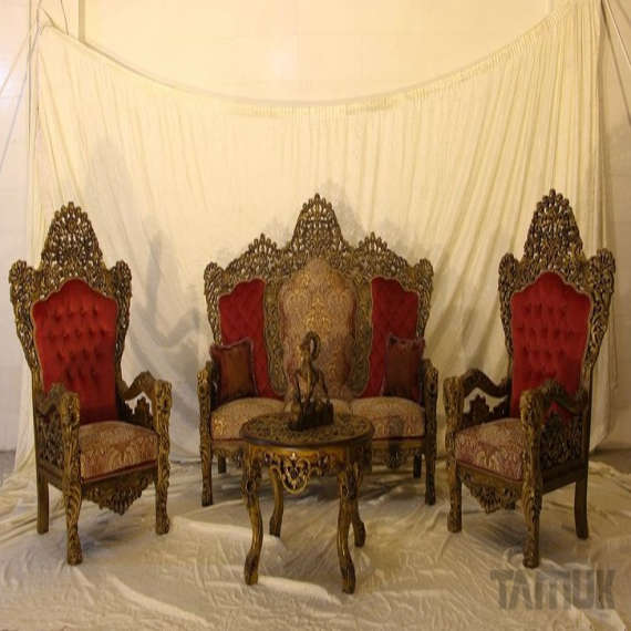 مبل سلطنتی